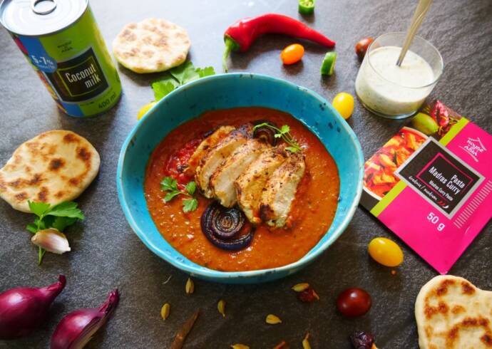 Madras Curry z kurczakiem i domowa pitÄ… Chef Lorek House of Asia