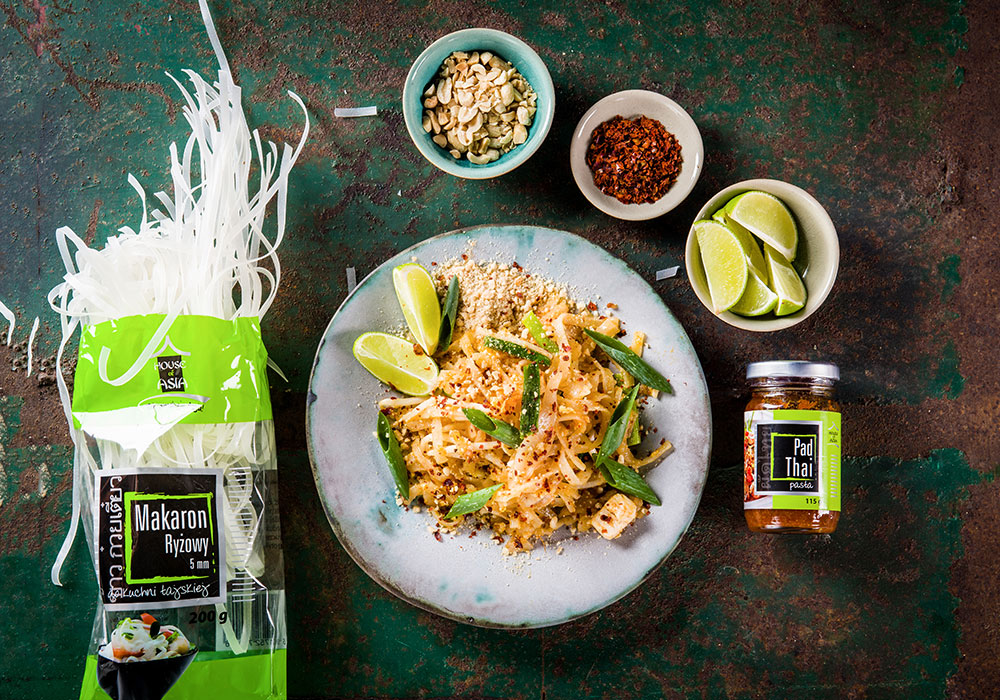 Pad thai z kurczakiem house of asia