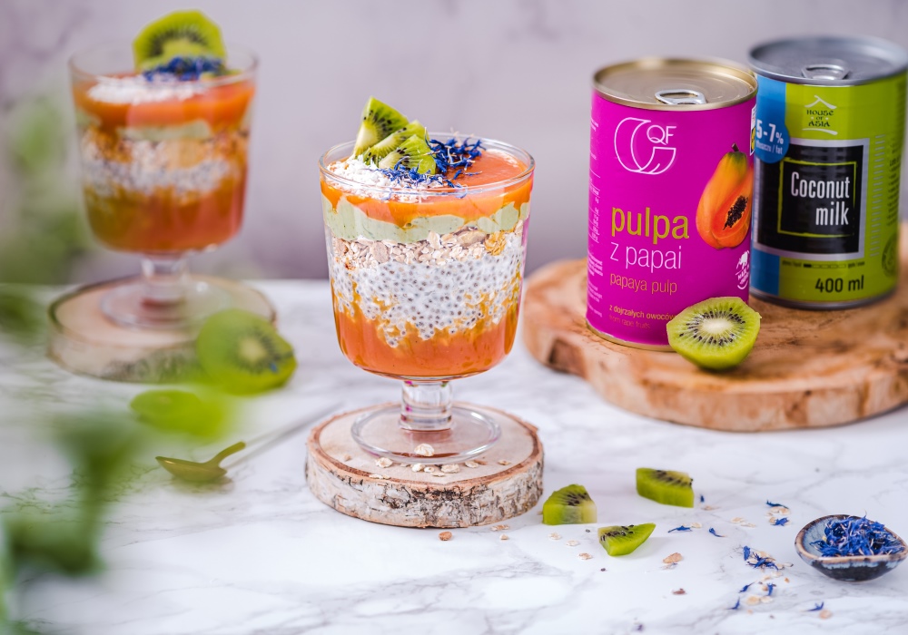 Kokosowy pudding chia z pulpą z papai