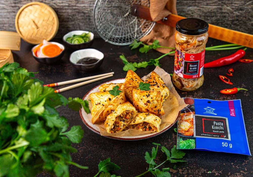 Koreańskie pierożki z kimchi i tofu