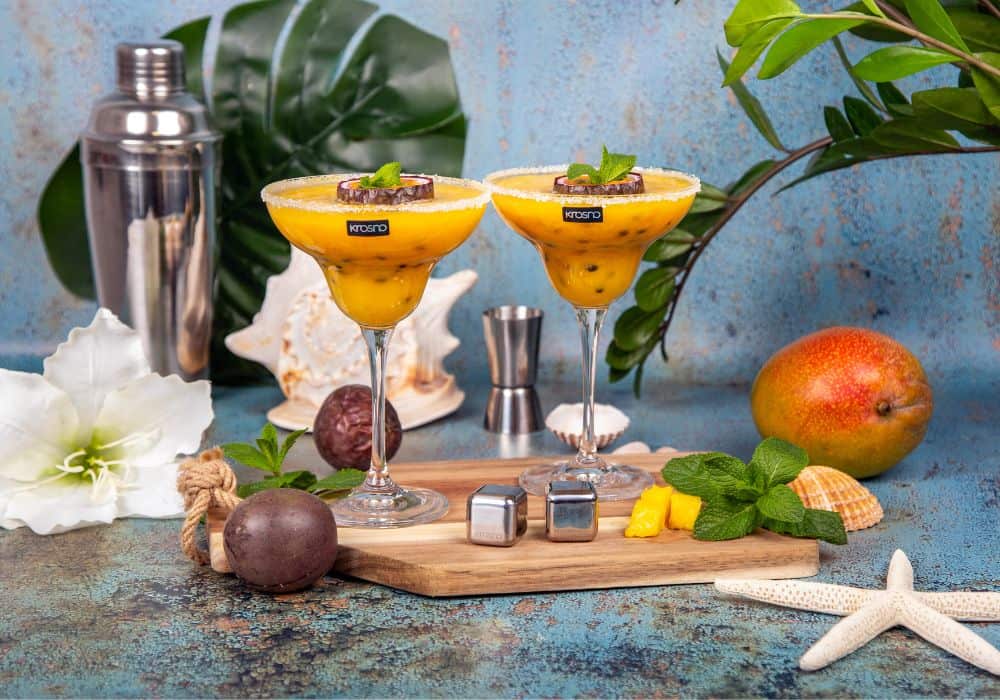 Mango margarita z marakują i sokiem z limonki