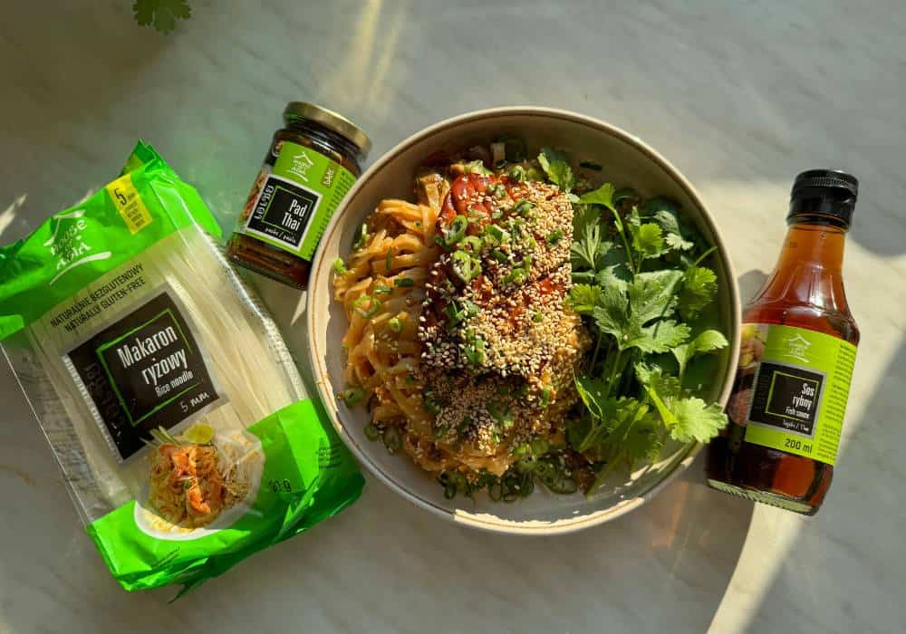 Pad Thai z chrupiącym tofu
