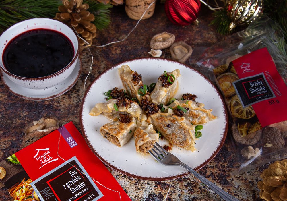 Pierogi z kapustą i grzybami Shiitake