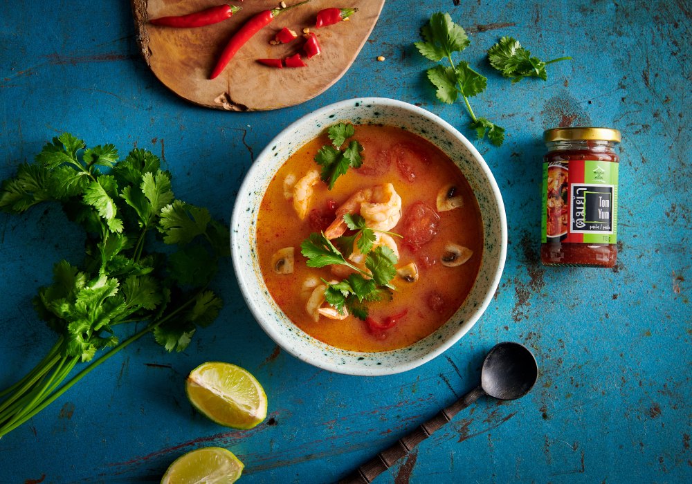 Zupa Tajska Tom Yum z krewetkami i pieczarkami House of Asia